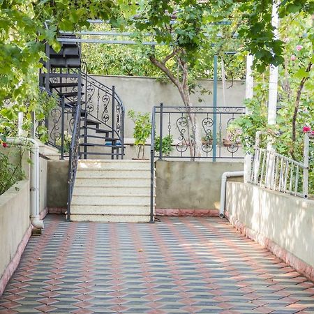 Apartament Sofia Tbiliszi Kültér fotó